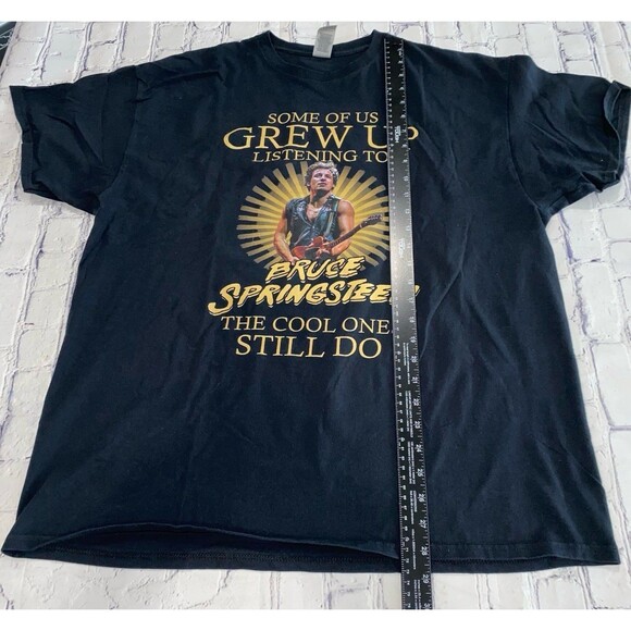 Gildan T-Shirt Men’s Size XL Color Black Bruce Springsteen Graphic Tee - Picture 6 of 9